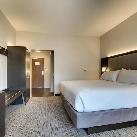 Holiday Inn Express & Suites Charleston Ne Mt Pleasant Us17 By Ihg Mount Pleasant Exterior photo