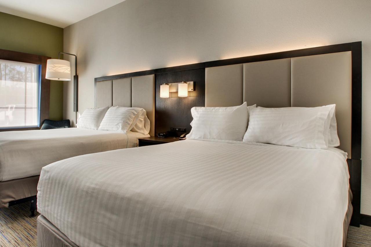 Express & Charleston Ne Mt Pleasant Us17 By Ihg 3*