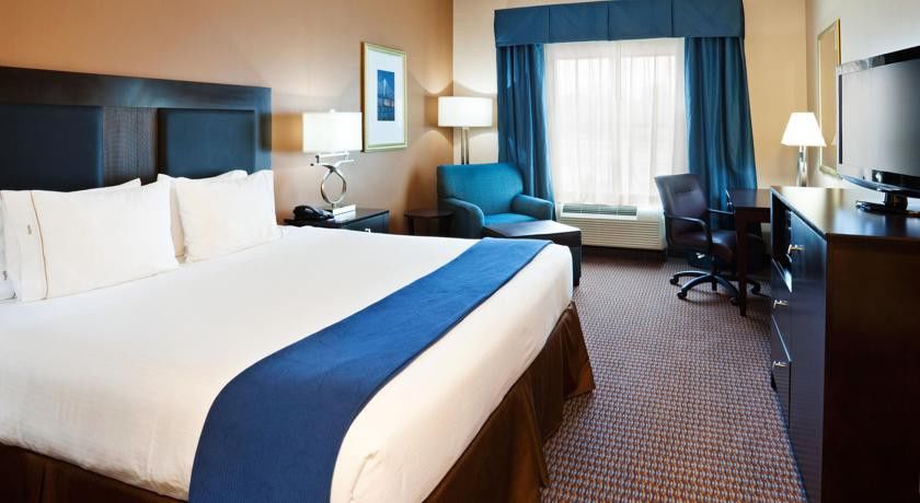 Express & Charleston Ne Mt Pleasant Us17 By Ihg Hotel Mount Pleasant